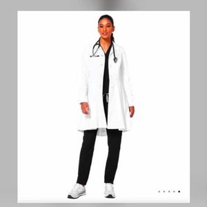 FIGS WHITE LAB COAT